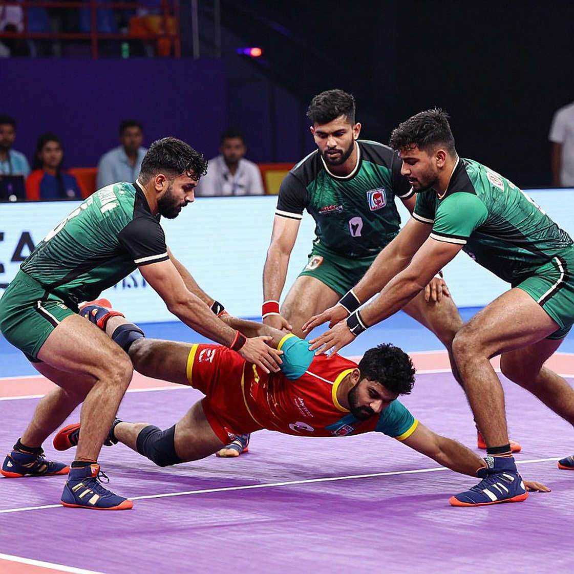 खाली मेडिकल बुलेटिन: कबड्डी में चोट का हिसाब कौन रखता है? खाली मेडिकल बुलेटिन: कबड्डी में चोट का हिसाब कौन रखता है?